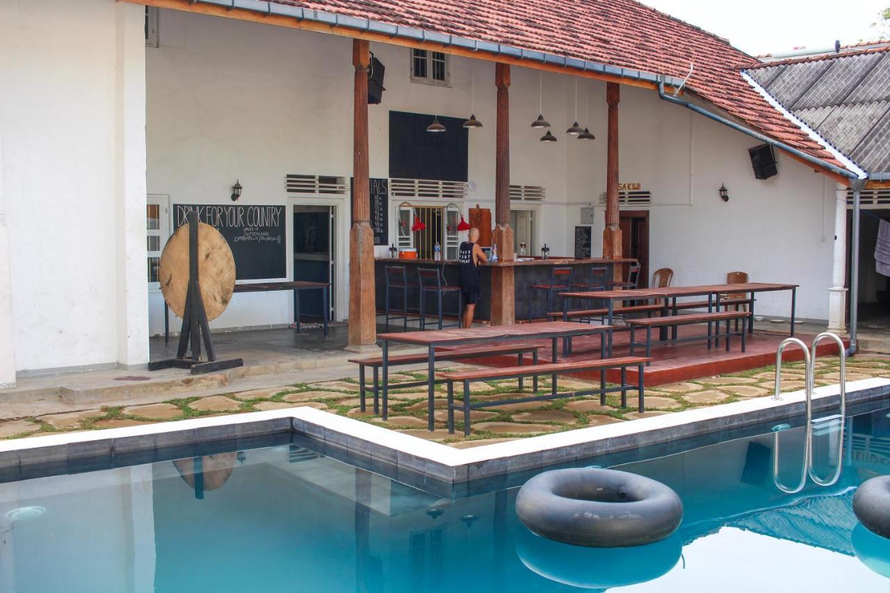 Why Not Backpackers Hostel Mirissa Exterior foto